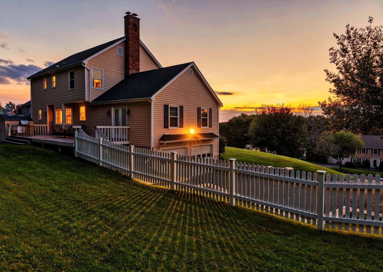 Forest County Real Estate - Lynn Daniels and Travis Daniels